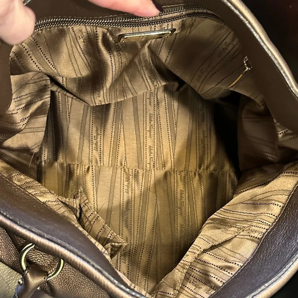 Gorgeous Rare Salvatore Ferragamo Bronze Metallic Leather Satchel NEW w/o Tags - Picture 10 of 12